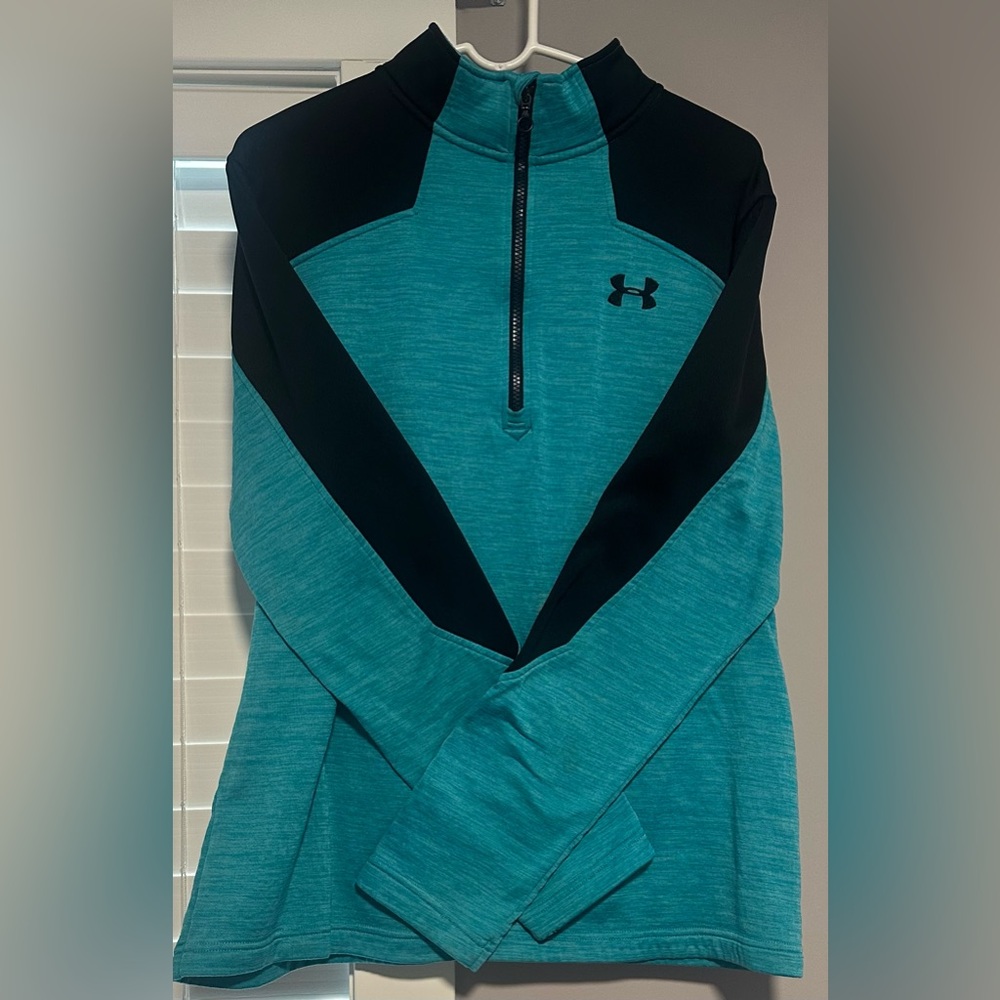 Under Armour Size LARGE Teal and Black Half-Zip Top